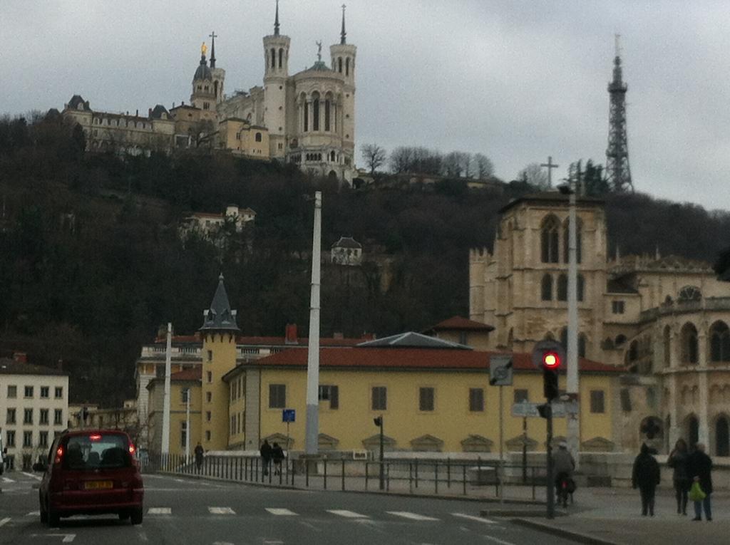Appartements Place Bellecour ลียง ภายนอก รูปภาพ
