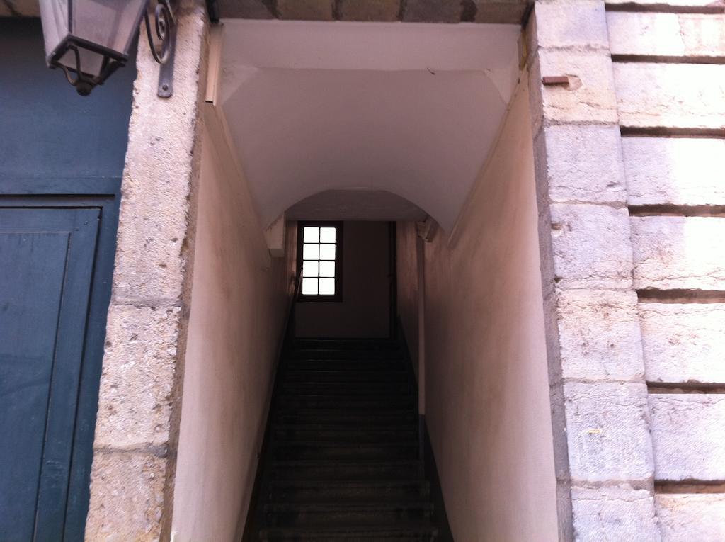 Appartements Place Bellecour ลียง ภายนอก รูปภาพ