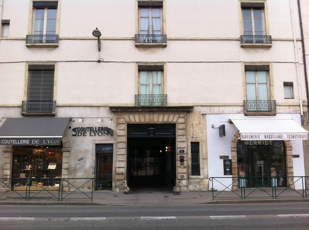 Appartements Place Bellecour ลียง ภายนอก รูปภาพ